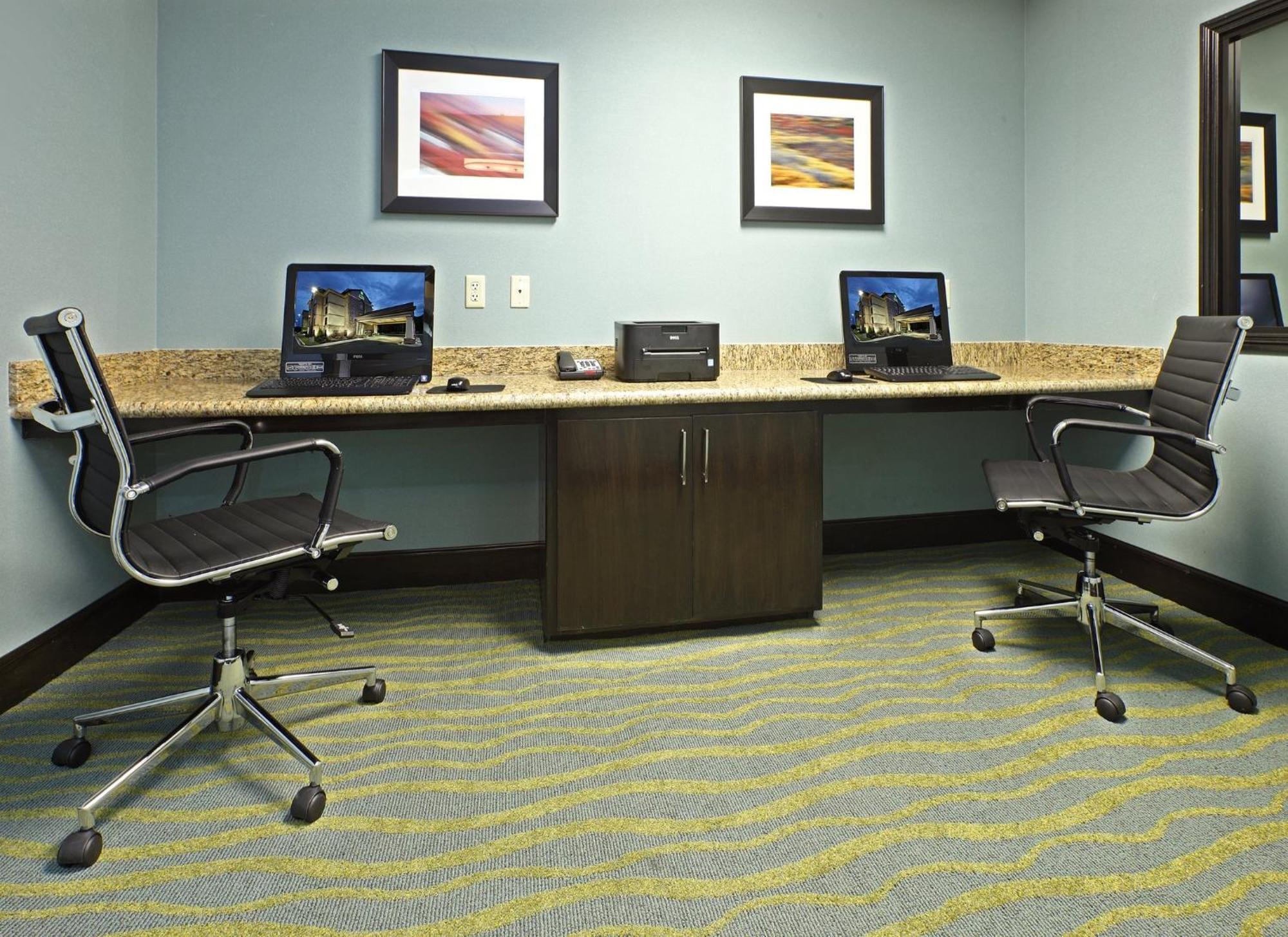 Holiday Inn Express & Suites Maumelle By Ihg Exterior photo